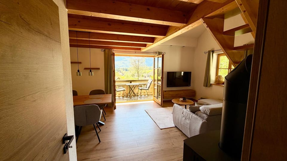Balcony/Terrace, Living room