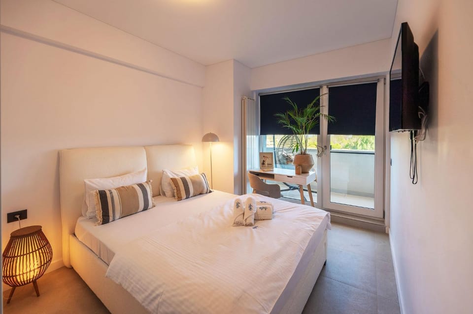 Chestnut Apartment in Odyssey pools spa n parking Apartment in Constanța County