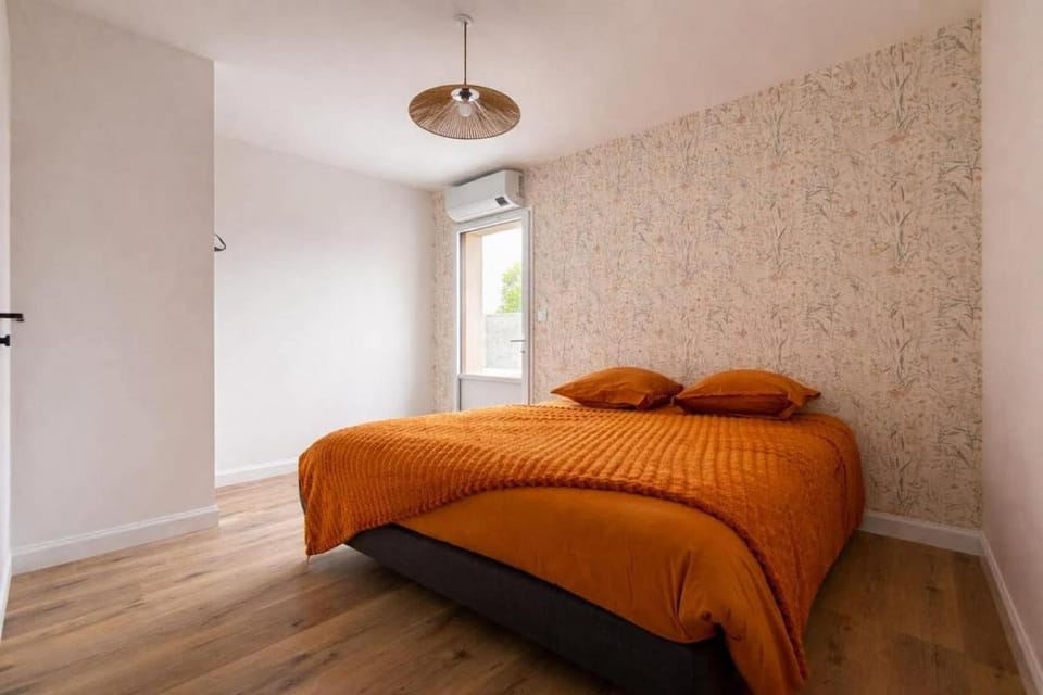 La Felicita Grange rénovée, piscine, pour 15 personnes Villa in Pays de la Loire