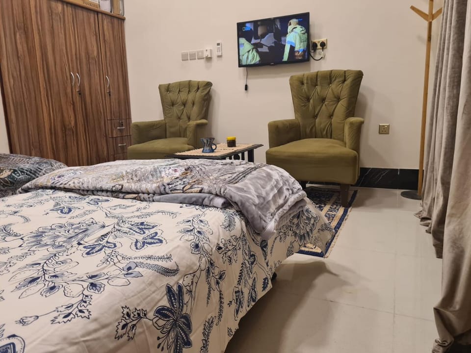 اينار صلالة Bed and Breakfast in Oman