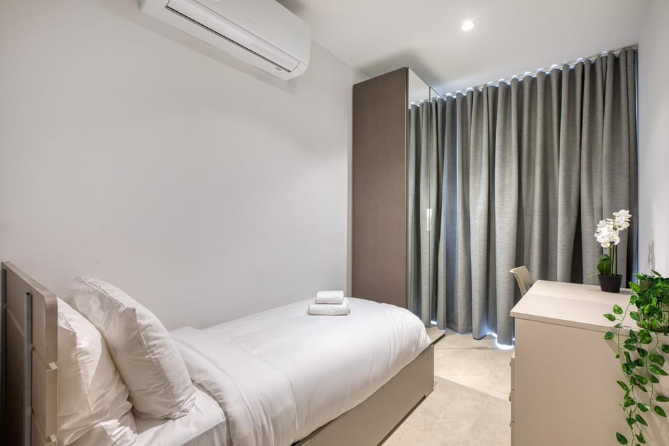 New Central Sliema 2BR Near Seafront by SF Homes Apartment in Sliema