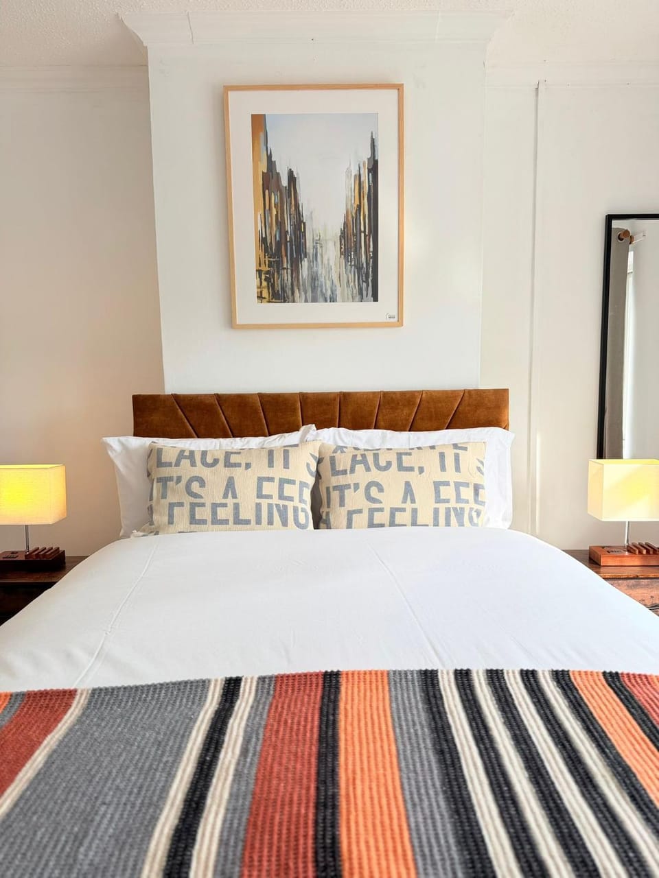 Photo of the whole room, Bedroom