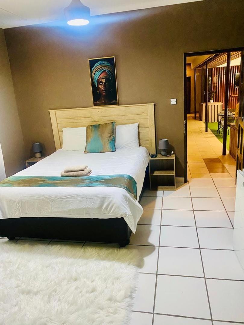 Maun East Gate Guesthouse Bed and Breakfast in Africa
