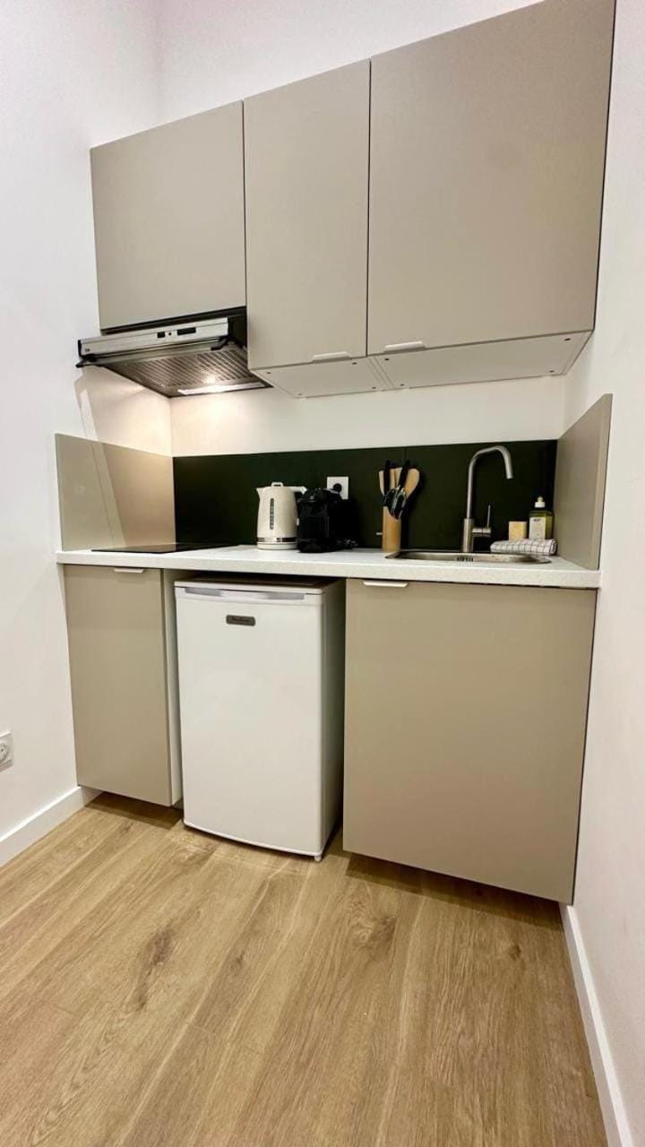 Vitton 1 - Studio Montchat Apartment in Villeurbanne