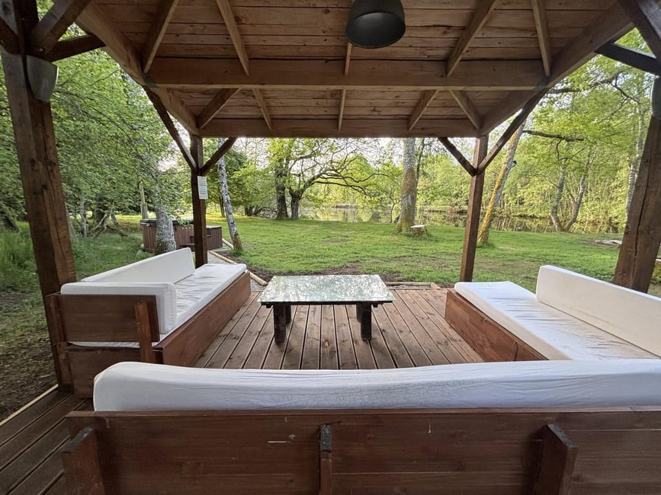 Chalet de l'étang Chalet in Auvergne-Rhône-Alpes