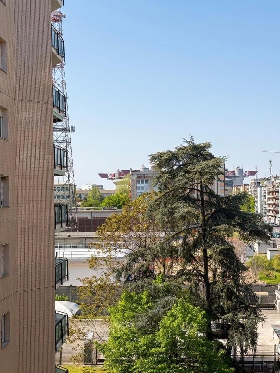 View (from property/room), City view, Landmark view