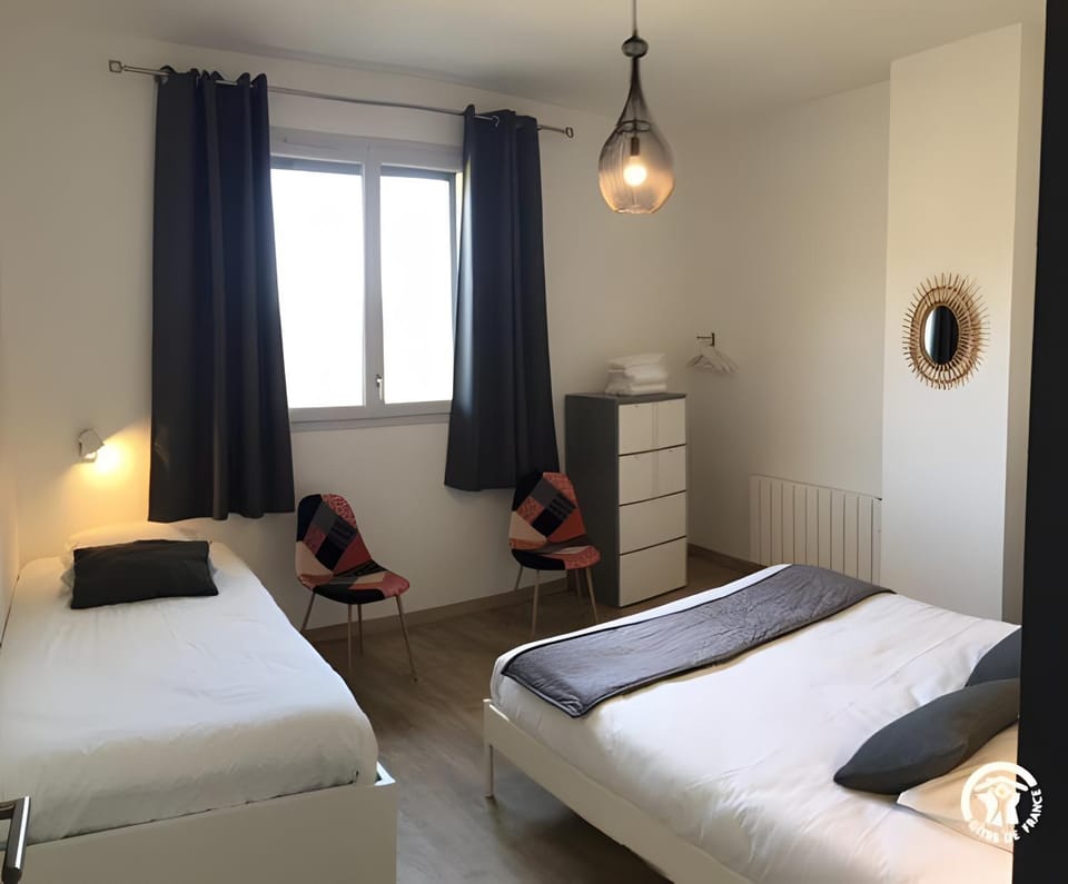 Property building, Living room, Bedroom