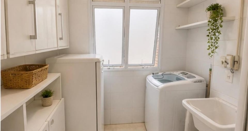 Riviera Mod 8, 3 bedrooms, Gourmet Balcony Apartment in Bertioga