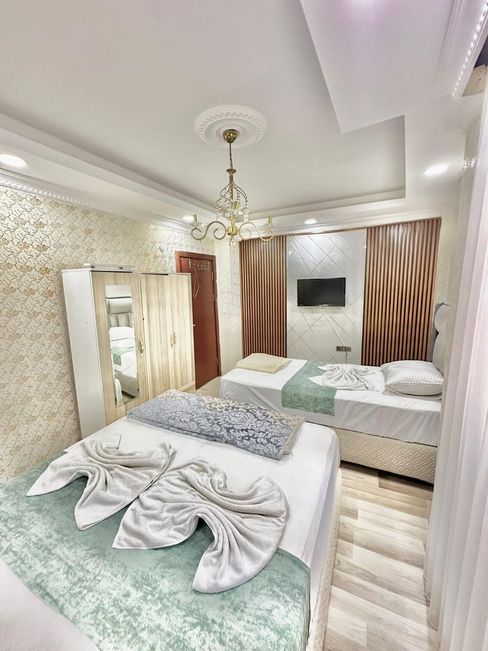 Bed, TV and multimedia, Bedroom, towels, wardrobe