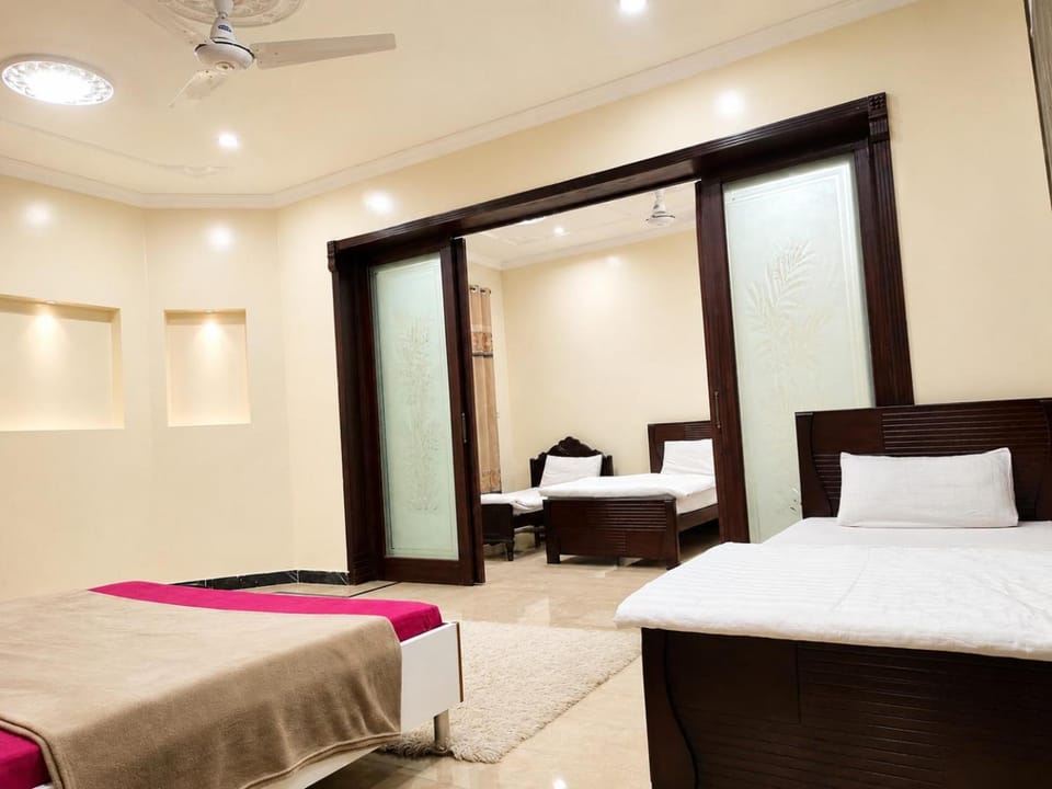Pinewood Guest House Bed and Breakfast in Islamabad