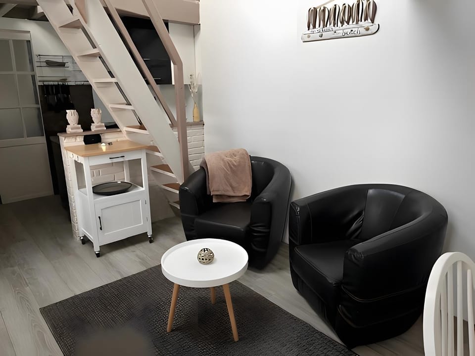 Property building, Living room