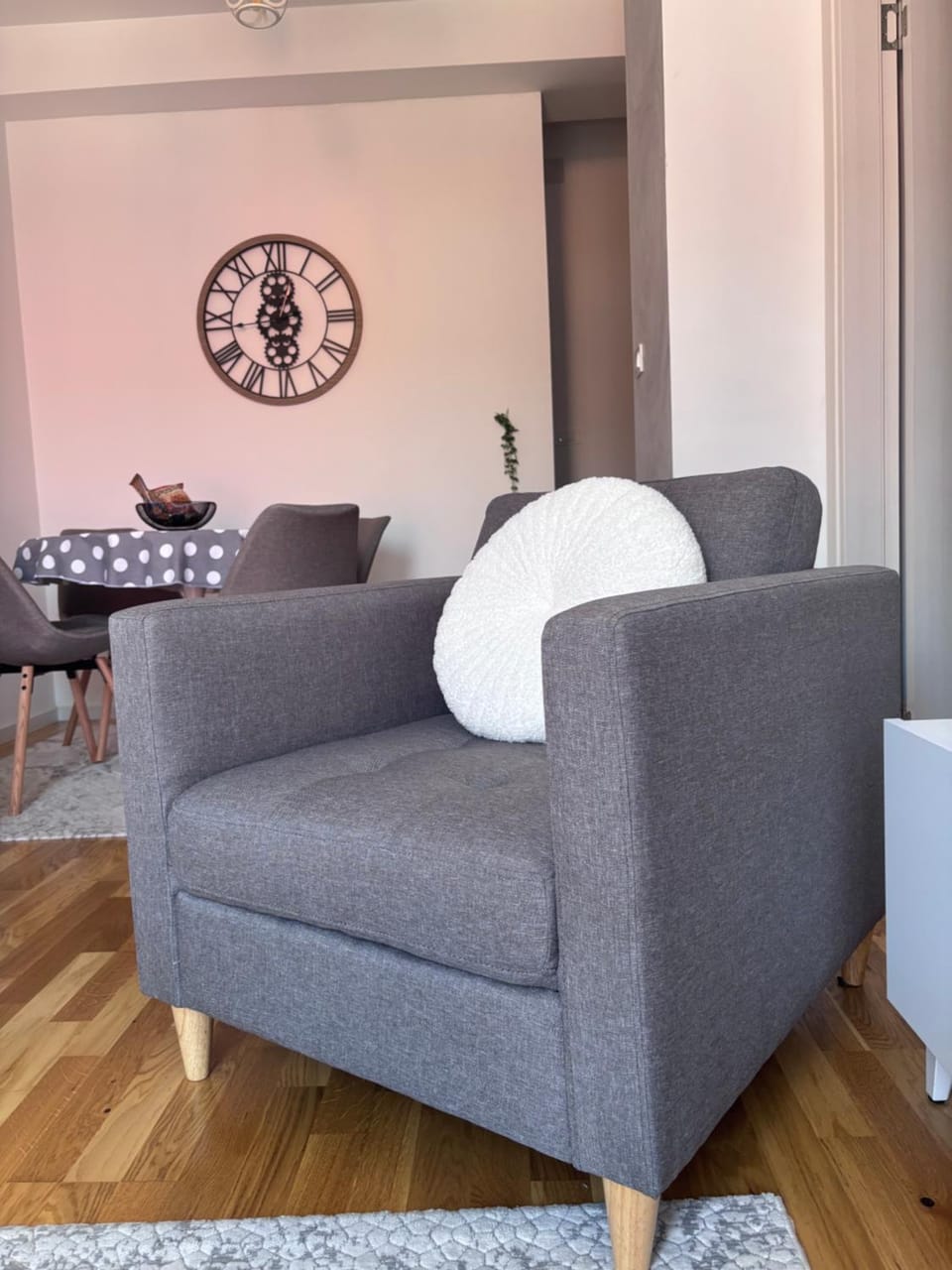 Nest CT Apartment in Montenegro