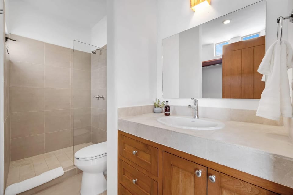 Bathroom, Bath