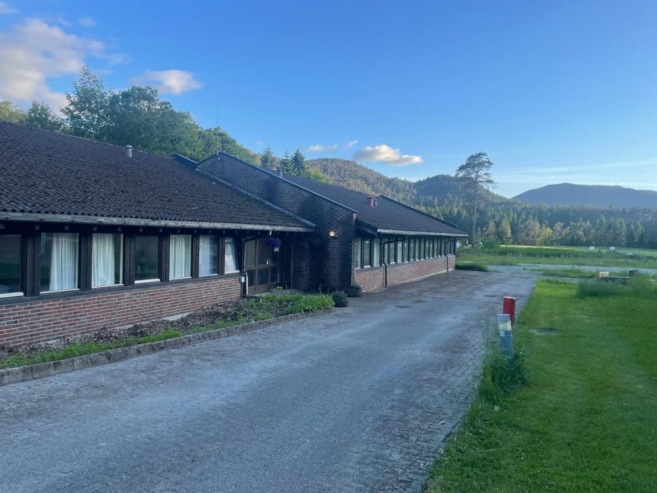 Property building, Mountain view