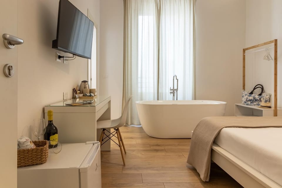 September's Suites - mytouristhome Bed and Breakfast in La Spezia