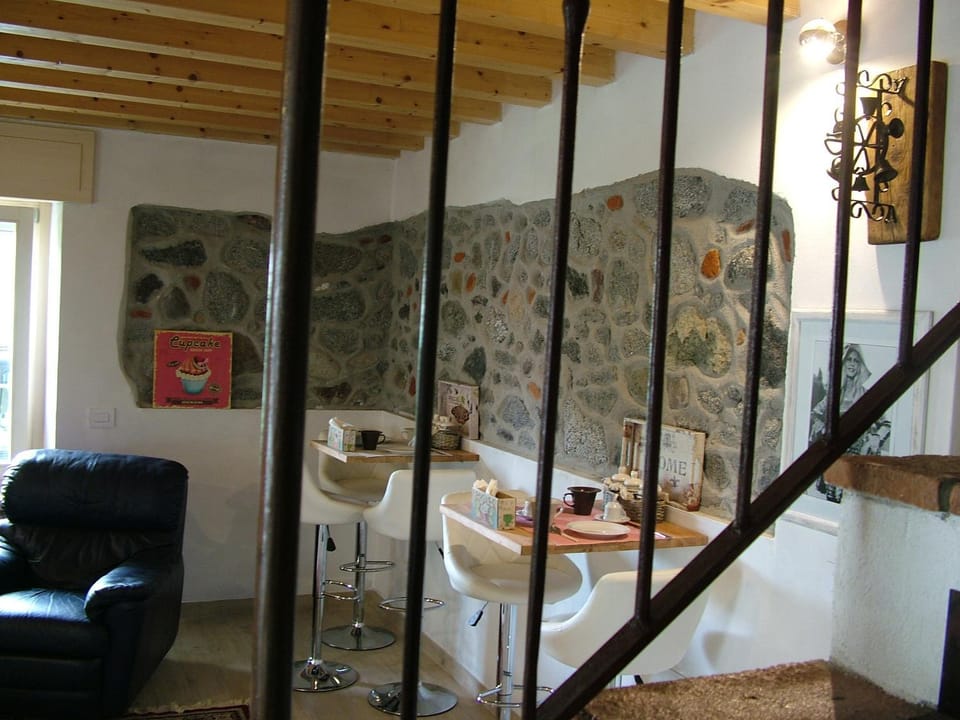 Living room, Seating area, Dining area, Internal: Not applicable to any particular room