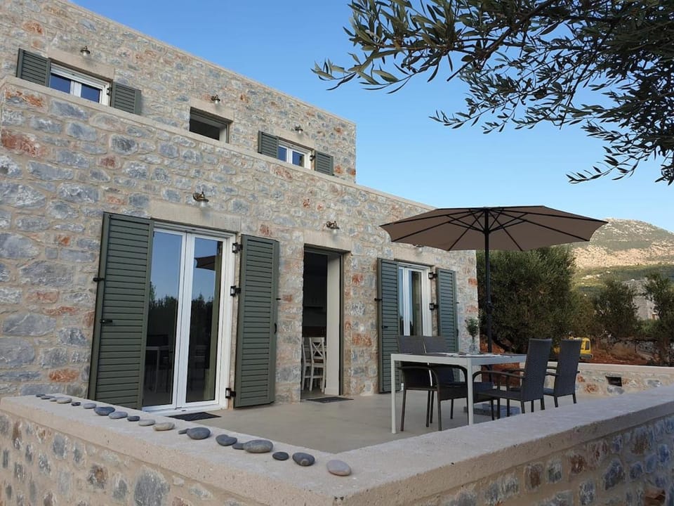 Haus am Meer Apartment in Messenia