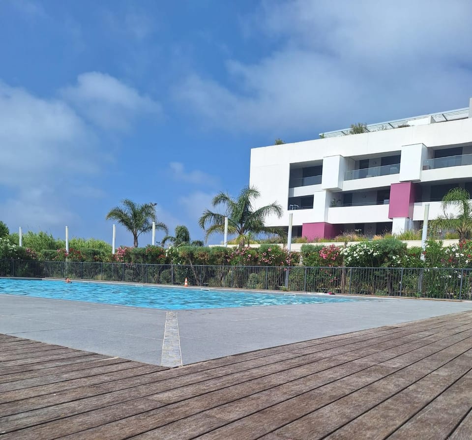 Pool view, Swimming pool