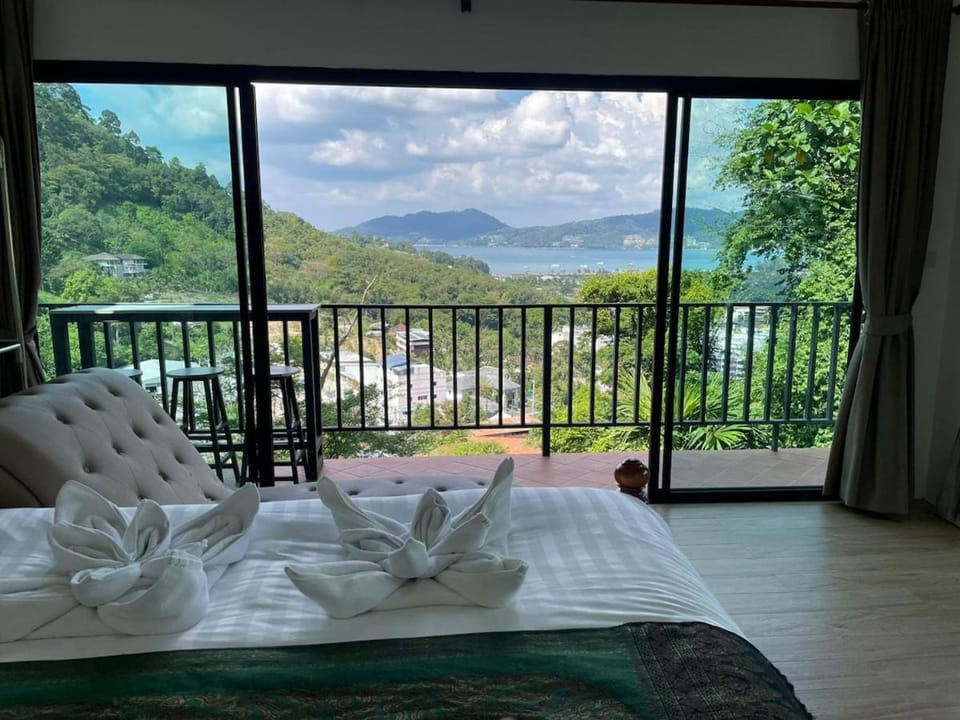 Unique Seaview 1-Bedroom House Sabaly B1 Apartment in Patong
