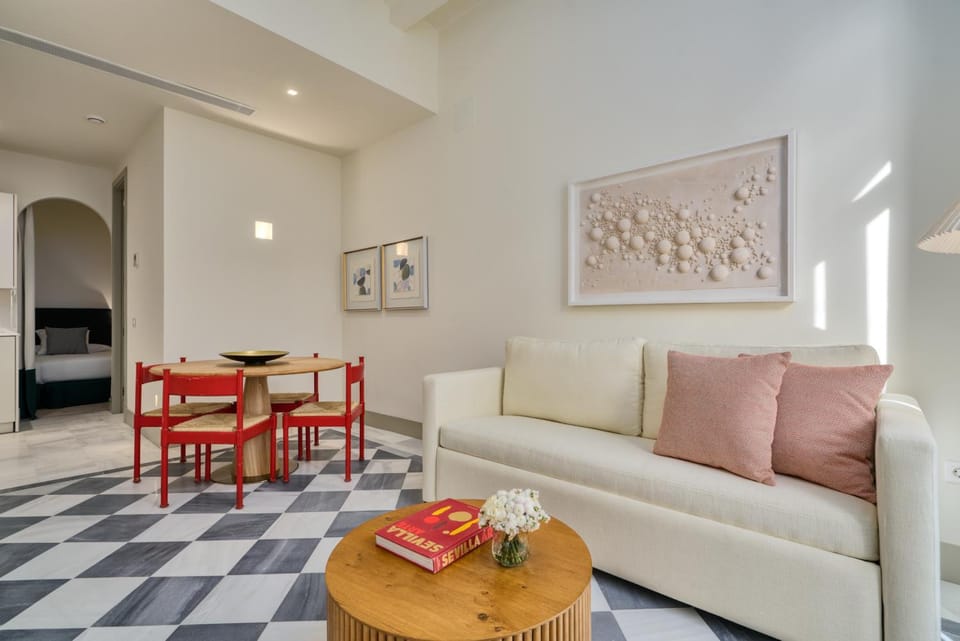 Communal lounge/ TV room, Living room
