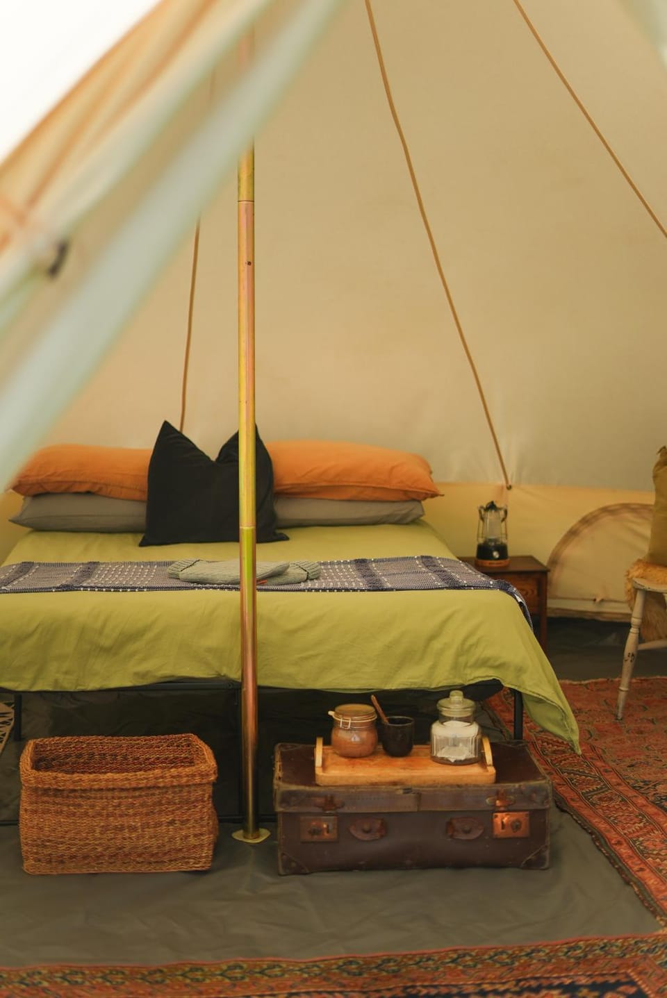 Devon Belltents - Salcombe Luxury tent in England
