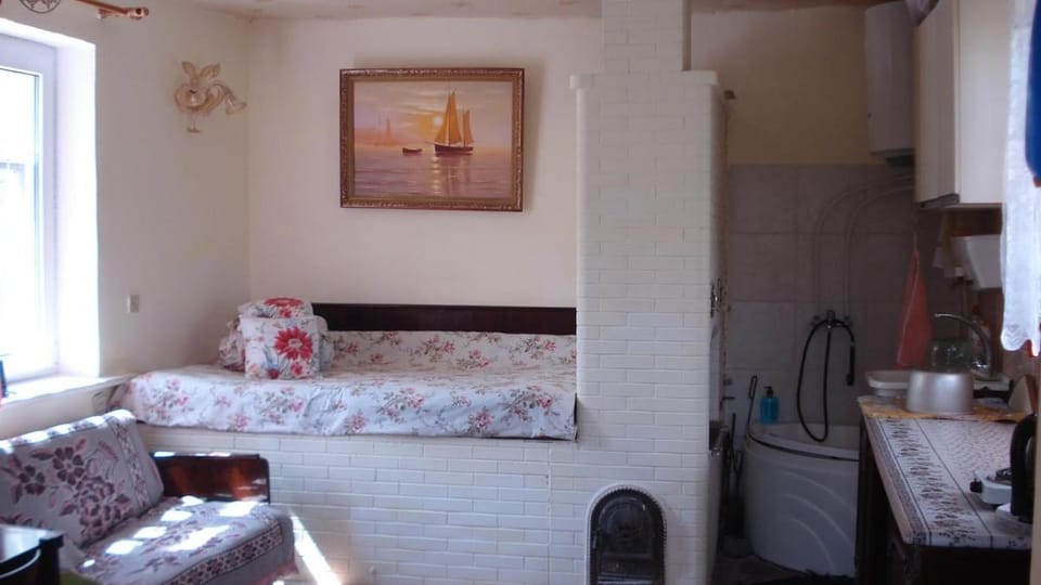 Living room, Bedroom