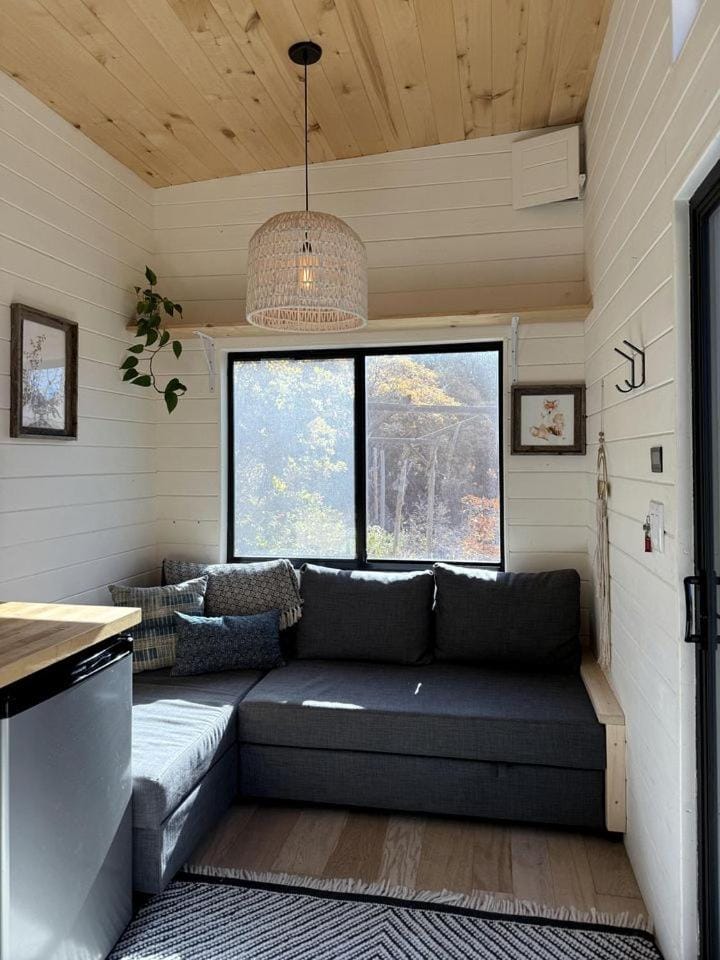Serene Tiny House Retreat with Botanical Sanctuary & Mountain Views near Aspen, Basalt, Colorado House in Basalt