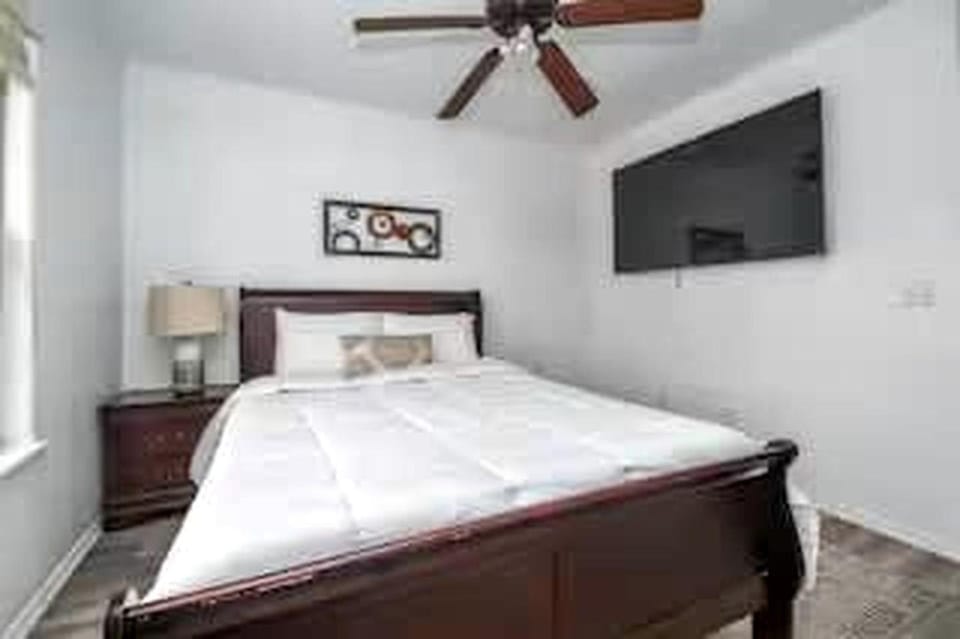 Family-Friendly Getaway with Large Yard & Cozy Living Spaces in Siloam Springs, Arkansas House in Siloam Springs