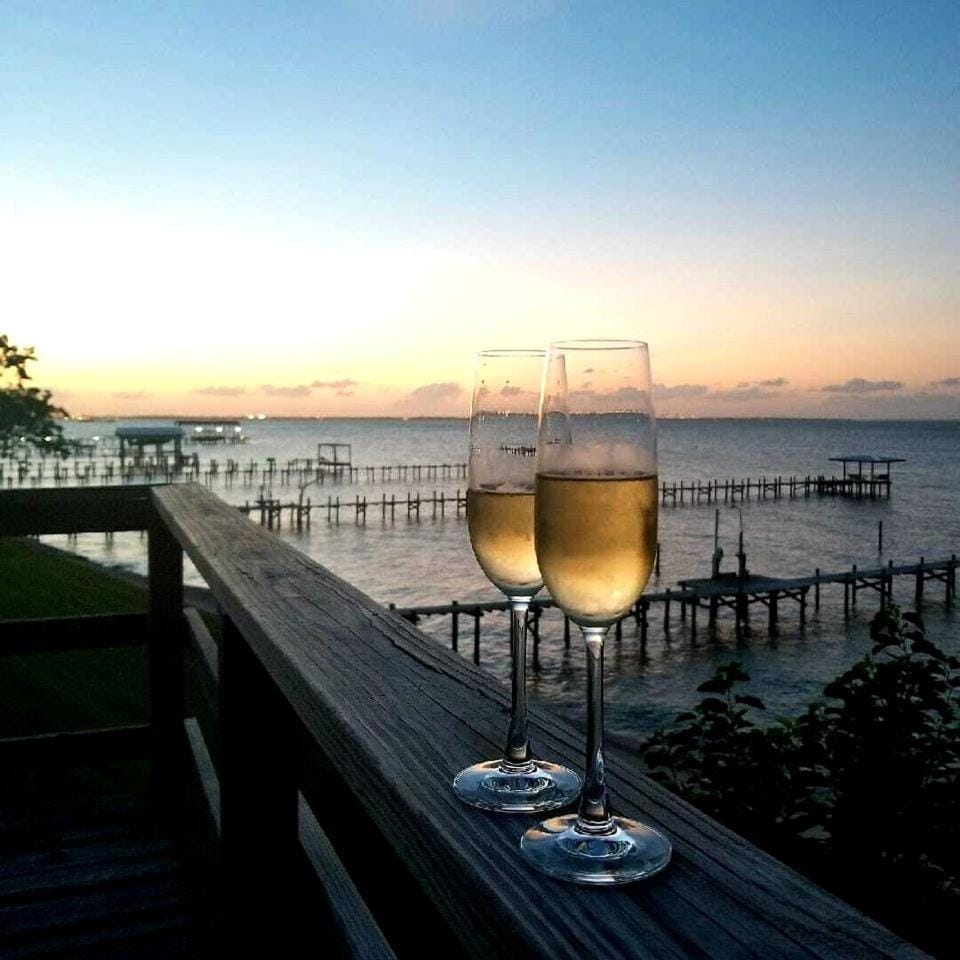 Romantic Open-Concept Couples Suite with Private Jacuzzi & Balcony Views in Bacliff, Texas House in Bacliff
