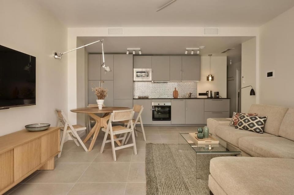 Casa Arbol - Beach view 2 bed apartment in Estepona centre Apartment in Estepona