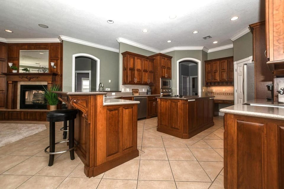 Stylish Comfort Haven with Game Room & Covered Patio in Siloam Springs, Arkansas House in Arkansas