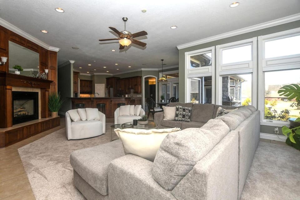 Stylish Comfort Haven with Game Room & Covered Patio in Siloam Springs, Arkansas House in Arkansas