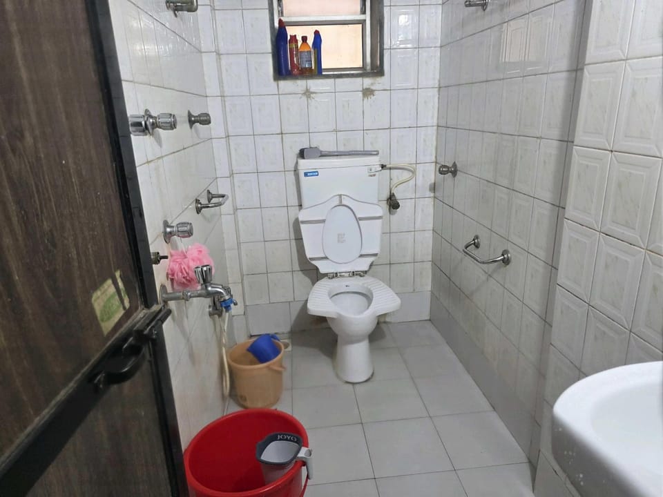Toilet, Bathroom