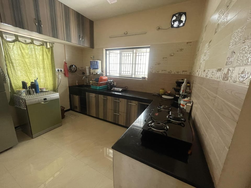 Kitchen or kitchenette, Communal kitchen, Breakfast, kitchen, kitchen