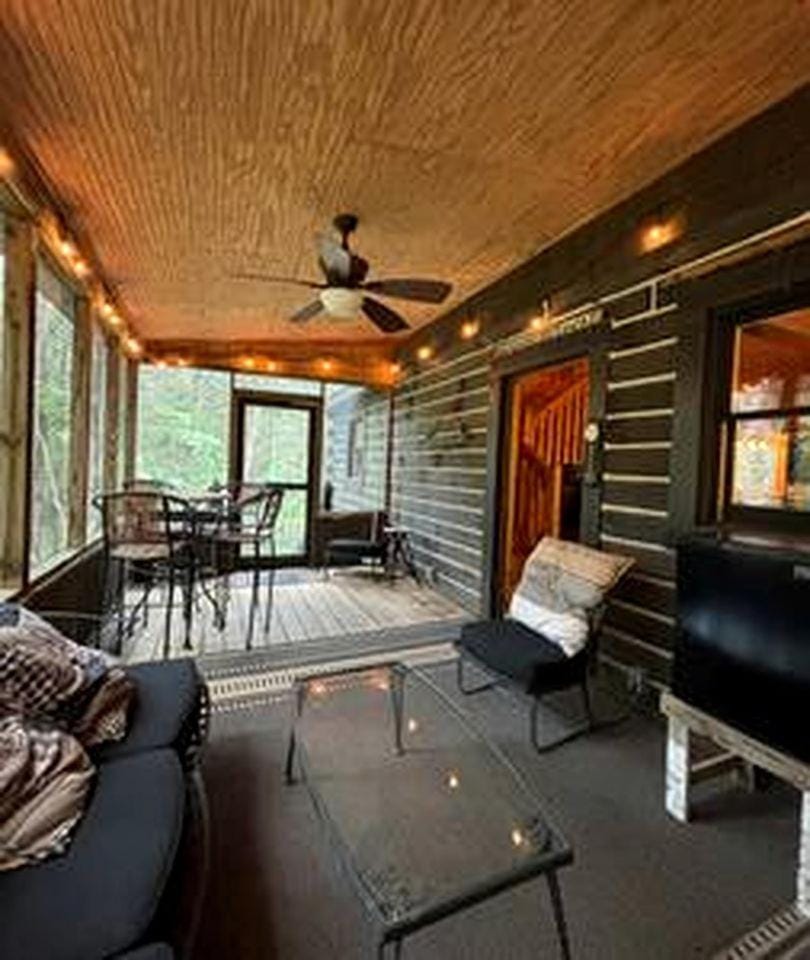 Cedar Gap Hideaway in Indiana House in Indiana