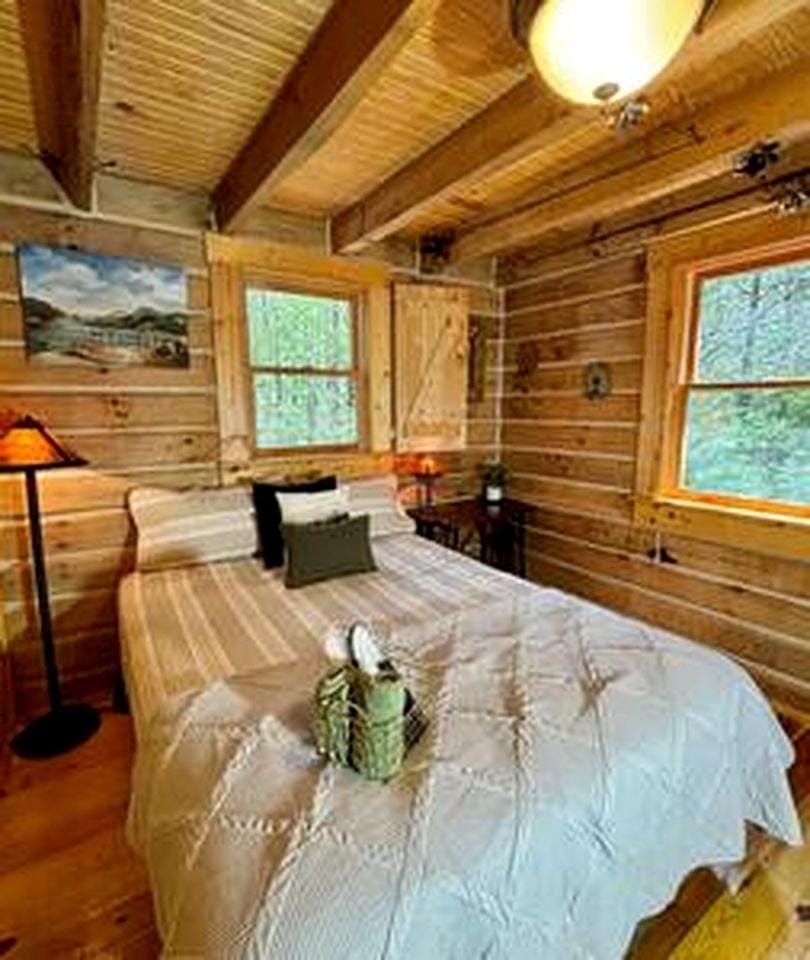 Cedar Gap Hideaway in Indiana House in Indiana