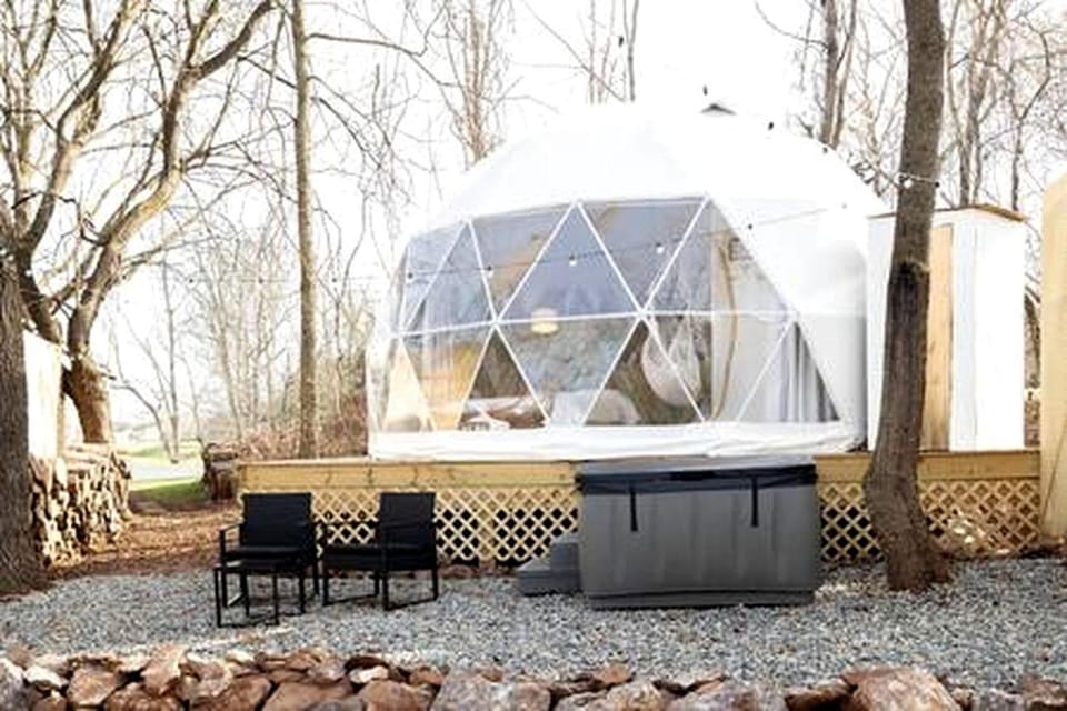 Breathtaking Dome with Spectacular Interior and Exterior in Leesburg, Virginia Luxury tent in Catoctin