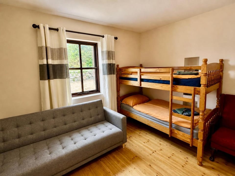 bunk bed