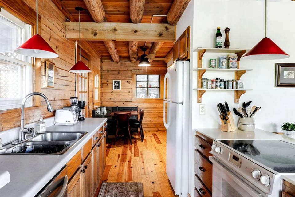Spacious and Rustic Hill Country Cabin Rental Ideal for Family Getaways near Austin Cabin in Wimberley
