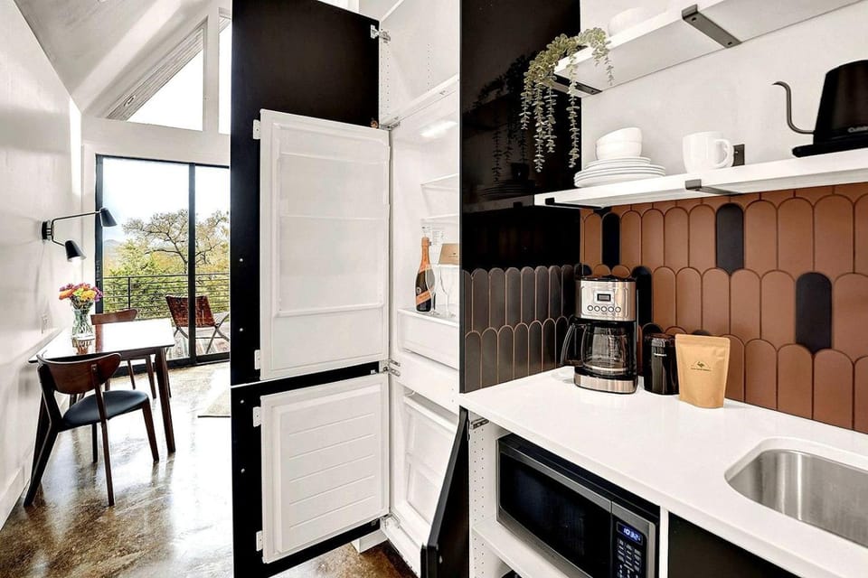 Luxurious Cabin Perfect for a Romantic Escape in Wimberley, Texas Cabin in Wimberley