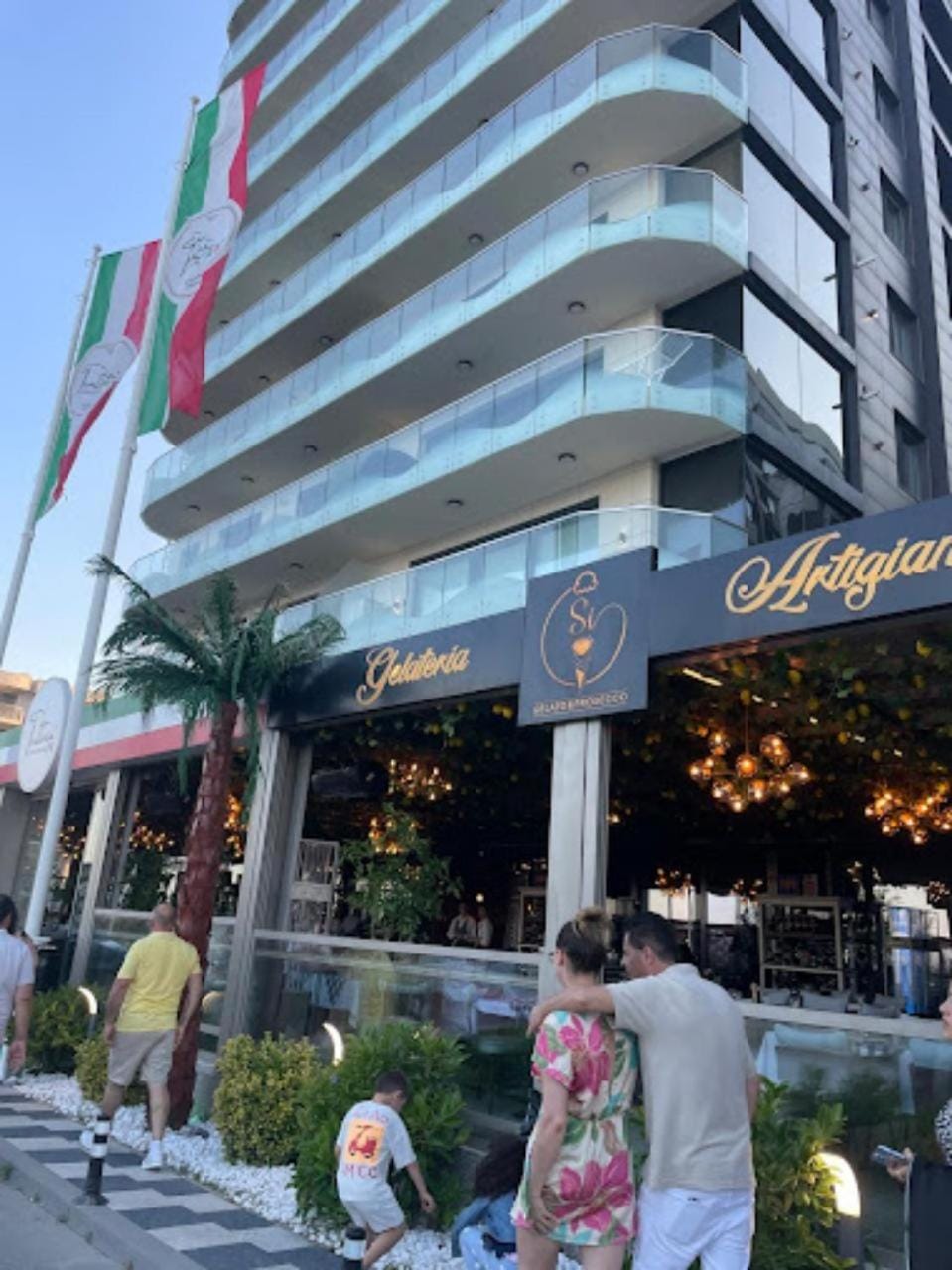 Restaurant/places to eat