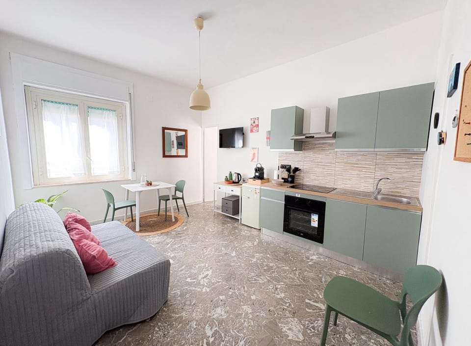 La Scaletta 103 Plebiscito & Metro in 1 min Apartment in Naples