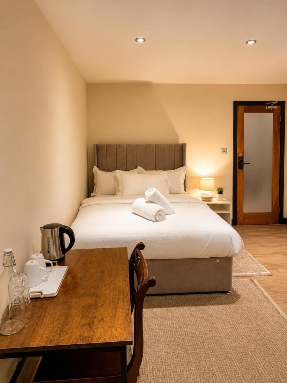 Montrose Apartments -Tower Bridge Hotel in London Borough of Southwark