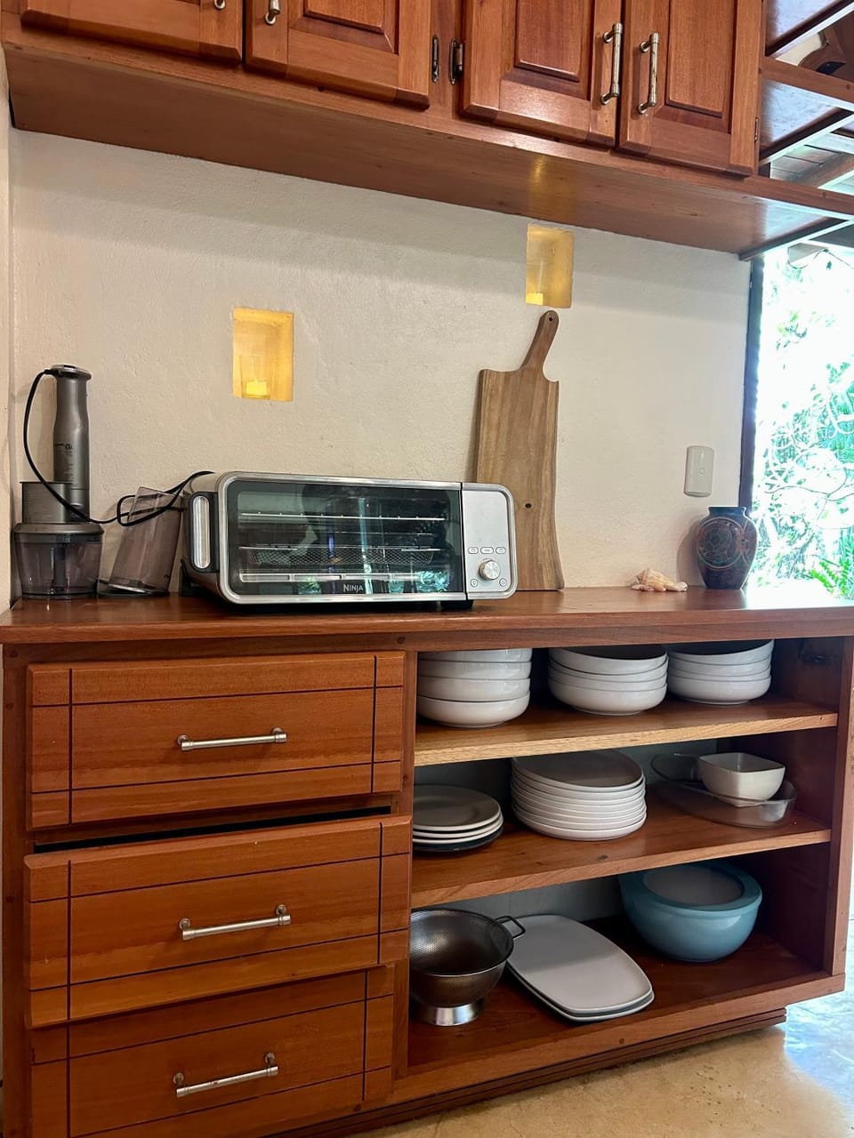 Kitchen or kitchenette, toaster