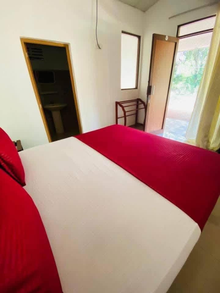 Oleena Resort Anuradhapura Bed and Breakfast in Sri Lanka