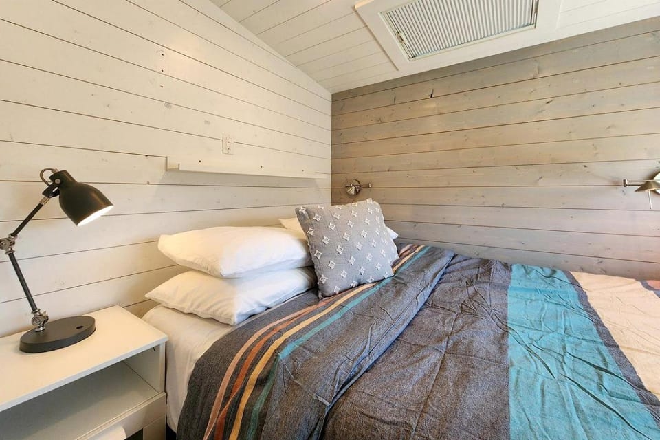 Breathtaking Tiny House in Waldport, Oregon House in Oregon