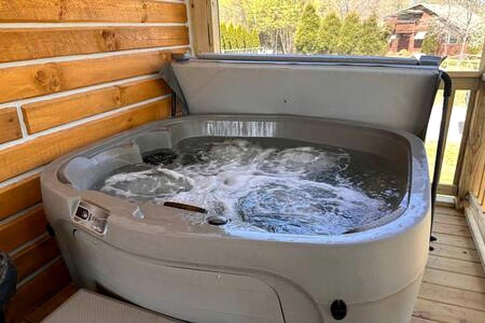 Hot Tub