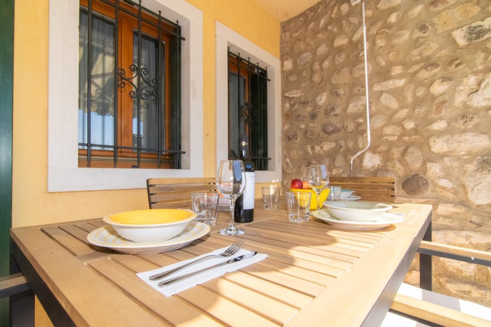 Balcony/Terrace, Dining area, Drinks