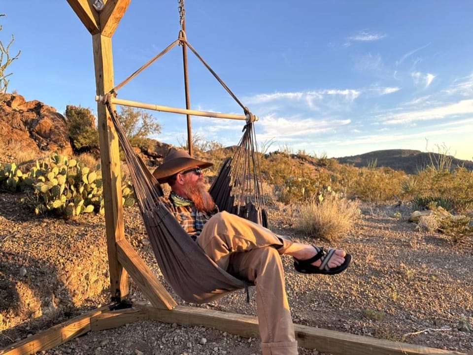 Romantic and Unique Geo Dome Perfect for Stargazing and a Weekend of Exploring Terlingua Ghost Town Luxury tent in Big Bend National Park