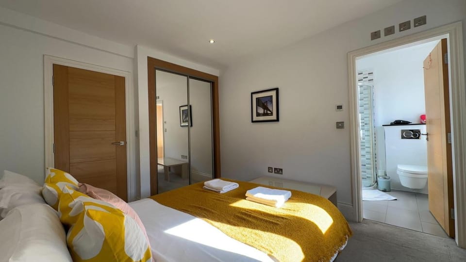 Prime Soho Location Minutes from Piccadilly Circus Apartment in City of Westminster